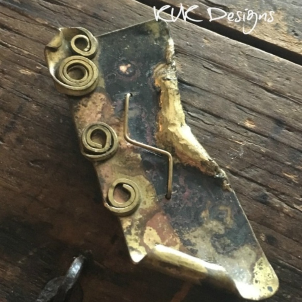 Vintage Geometric Metal Pin